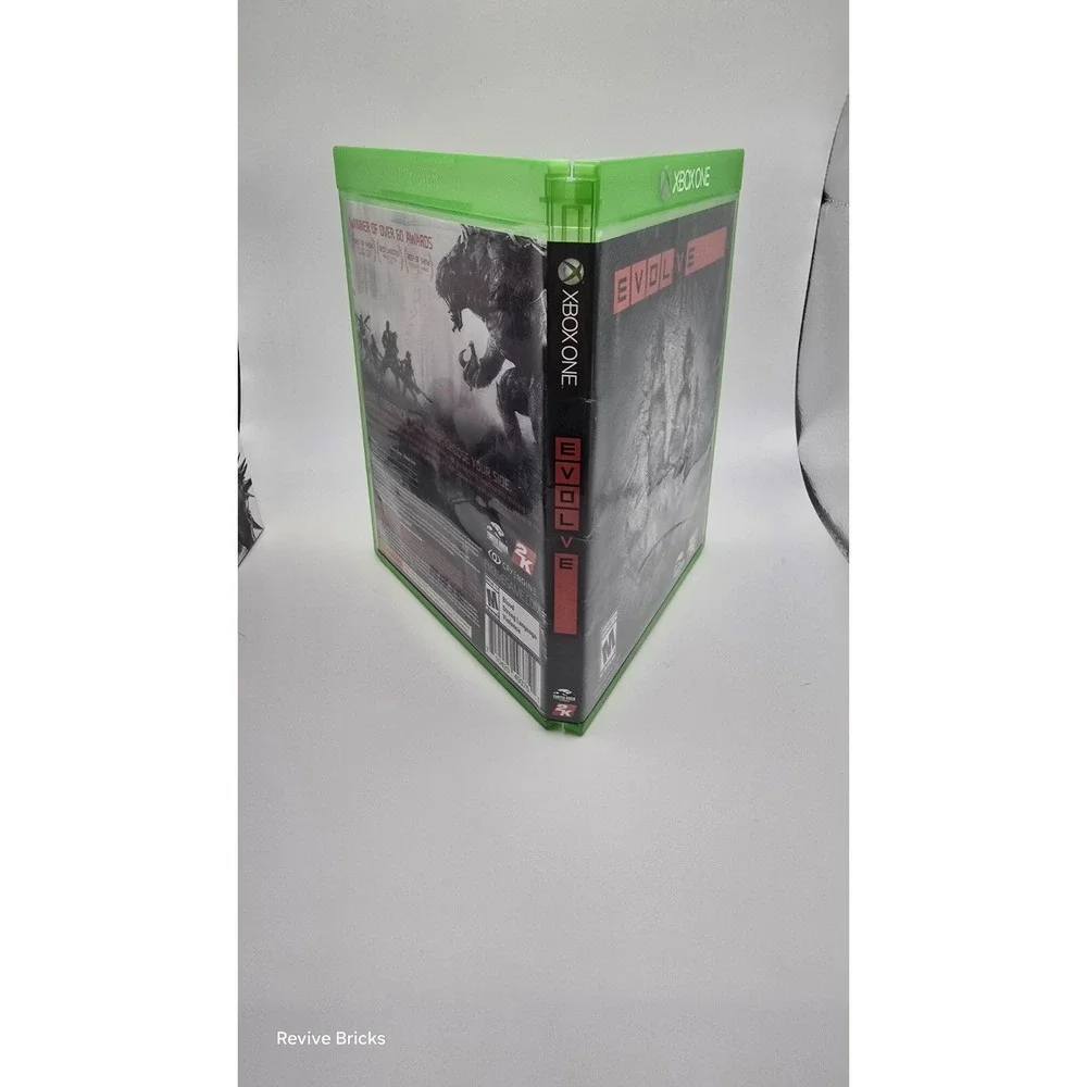 Evolve (Microsoft Xbox One, 2015) CIB Complete W/ Slipcover Tested Working Great